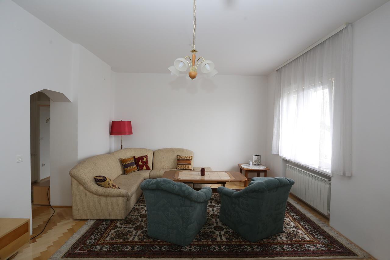 Apartments Villa Irma サラエヴォ エクステリア 写真