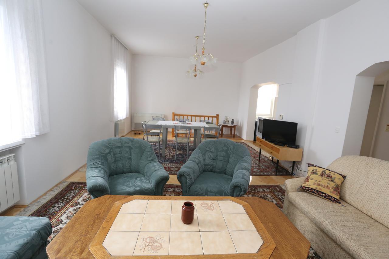 Apartments Villa Irma サラエヴォ エクステリア 写真